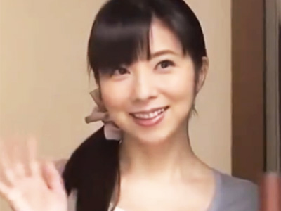 ストーカーと化した教え子に自宅まで押しかけられて中出しレ●プされる女教師