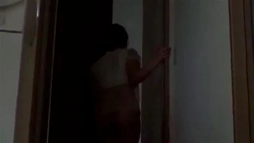 ≪白石茉莉奈≫「もっと…」美人芸能人が旦那が寝ている隣で情熱的な3Pを楽しむ♡♥