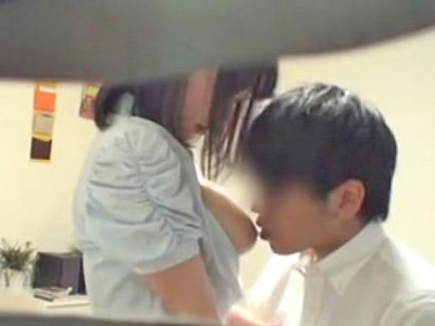 親がとらえた衝撃映像！！！息子を誘惑する痴女家庭教師の実態！！！