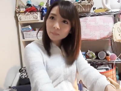 女子AV監督がリア友を勧誘して筆おろしAV出演させてしまうｗｗｗｗｗｗｗｗｗｗ