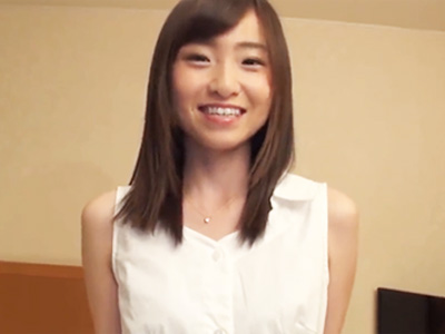 マッサージどうですか？と声をかけてホテルに誘導したパイパン美女と濃厚パコ撮り