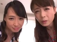 欲求不満な熟痴女2人が互いの息子を誘惑して3P近親交尾開始！