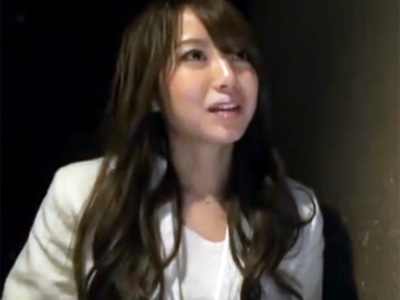 ハプニングバーで出会ったお姉さんを即ホテルに誘ってパコ撮り成功ｗ